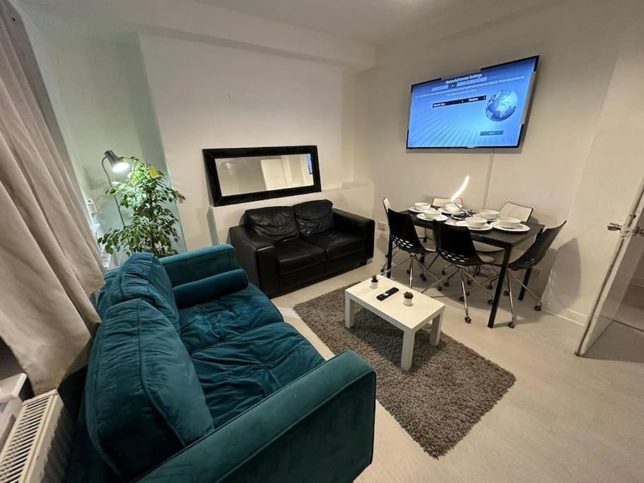 3 Bedroom Flat Kings Cross Londres Exterior foto